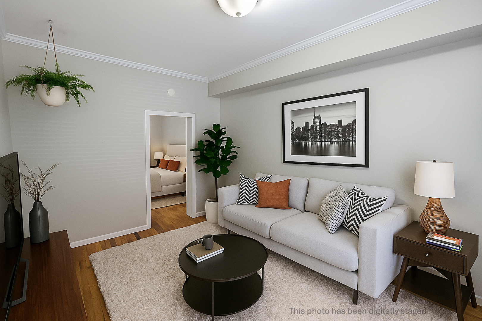 St. Louis Apartment: 1112 Mackay Pl