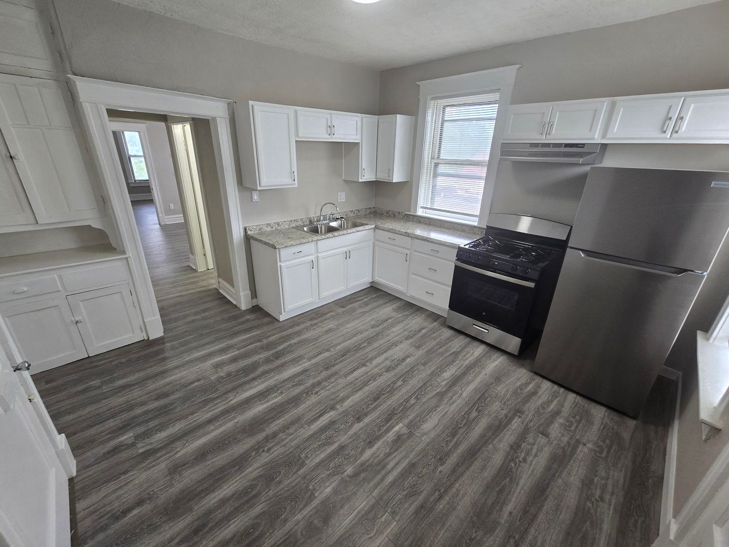 St. Louis Apartment: 4152-54 Folsom