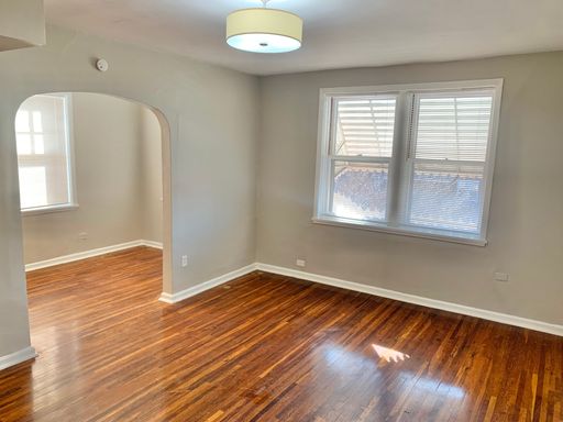 Charming, Updated unit Near Carondelet Park – Spacious Yard & Flexible Bonus Room! – photo 1