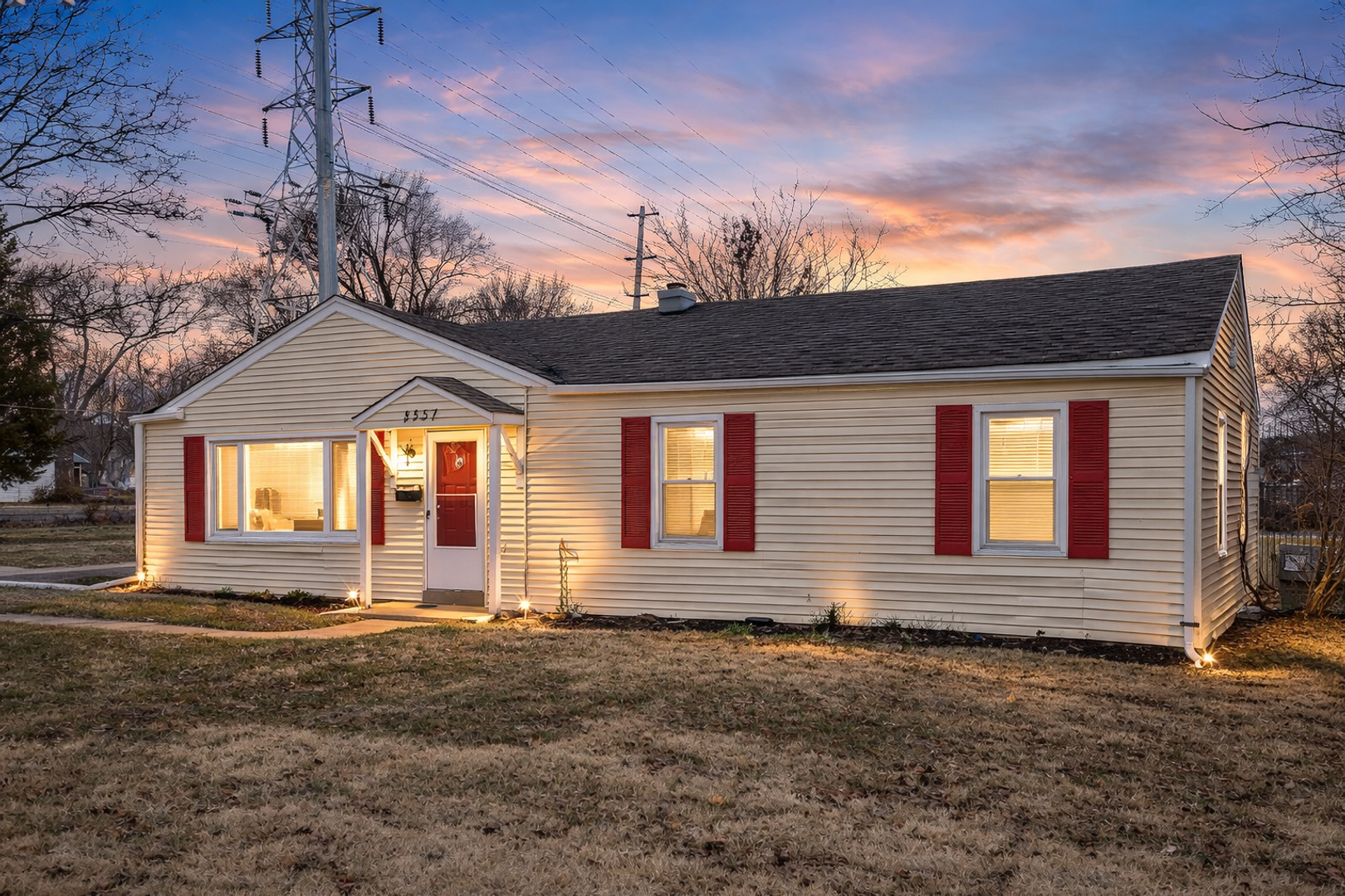 Berkeley House: 8557 Frost Ave