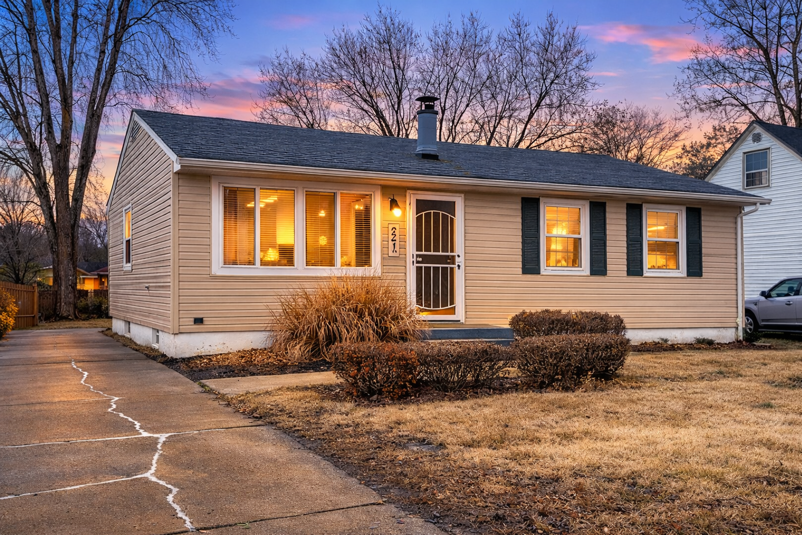 St.Louis House: 1219 Walker Ave