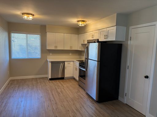 Move-In Special! 2 bed 2 bath: Beautiful Flagstaff Apartment - Large and Spacious! – photo 1