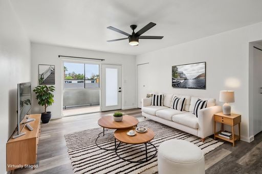 First Month Free! 2 bed 2 Bath with In-unit W/D and Gym, Dog Park, and More! – photo 1