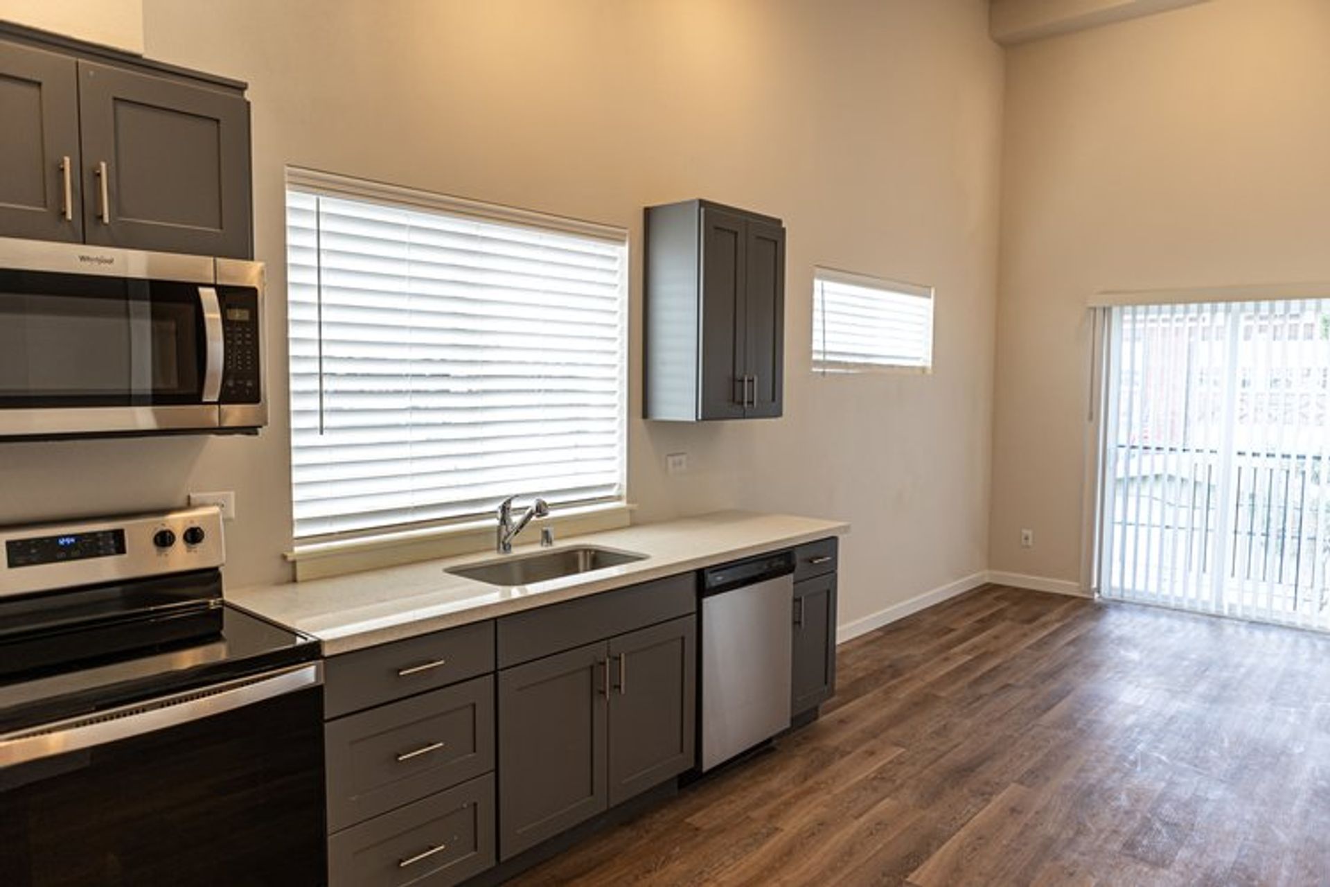 Tacoma Apartment: 3715 E McKinley Ave