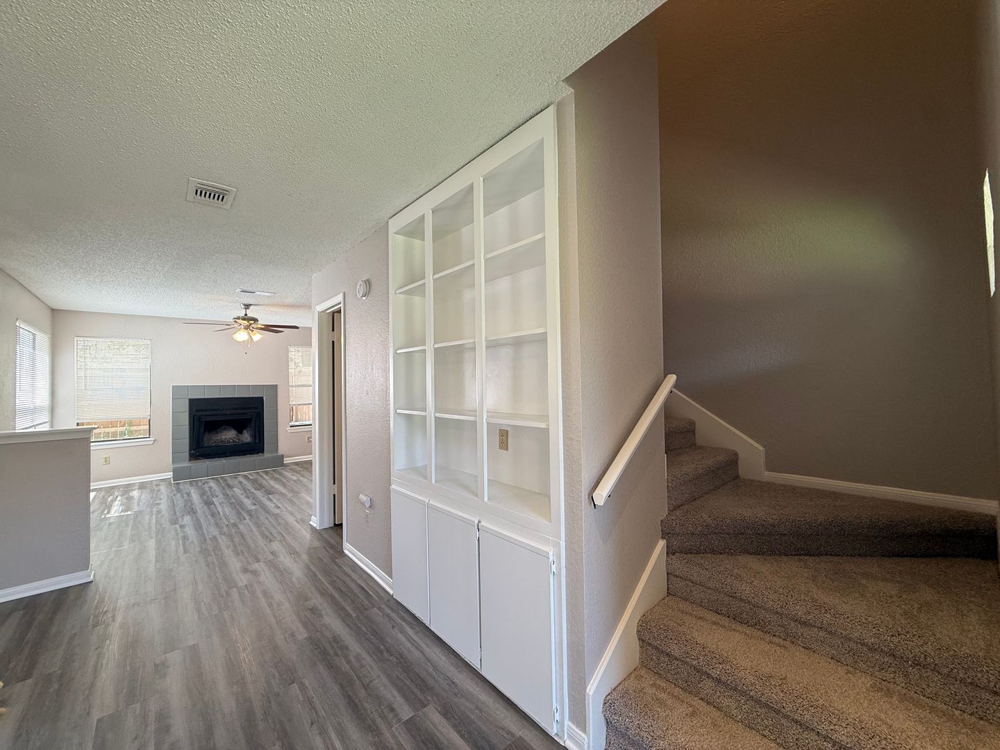 AUSTIN Apartment: 12312 ABNEY DR