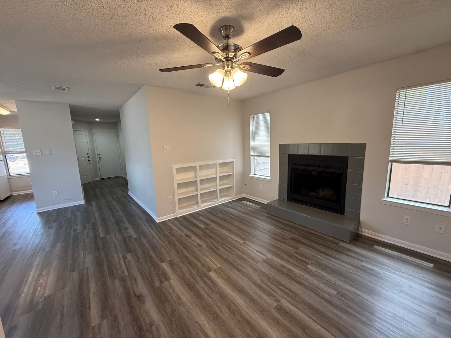 AUSTIN Apartment: 8909 SCHICK RD