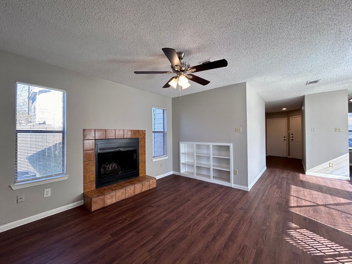 AUSTIN Apartment: 8910 SCHICK RD