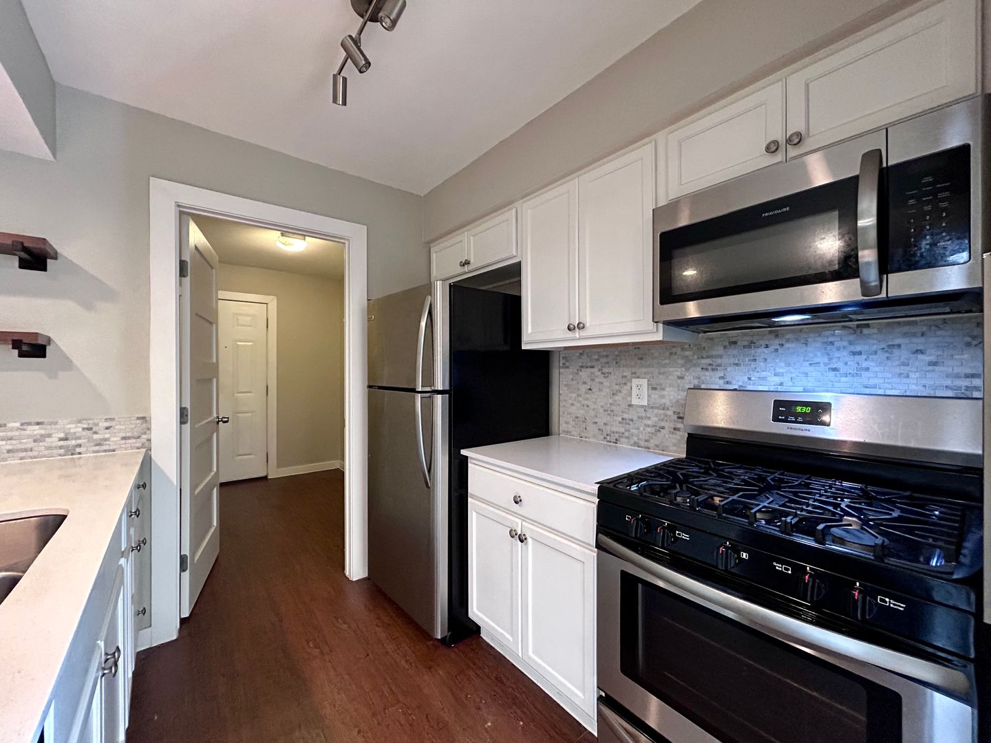 AUSTIN Apartment: 1900 GRACY FARMS LN