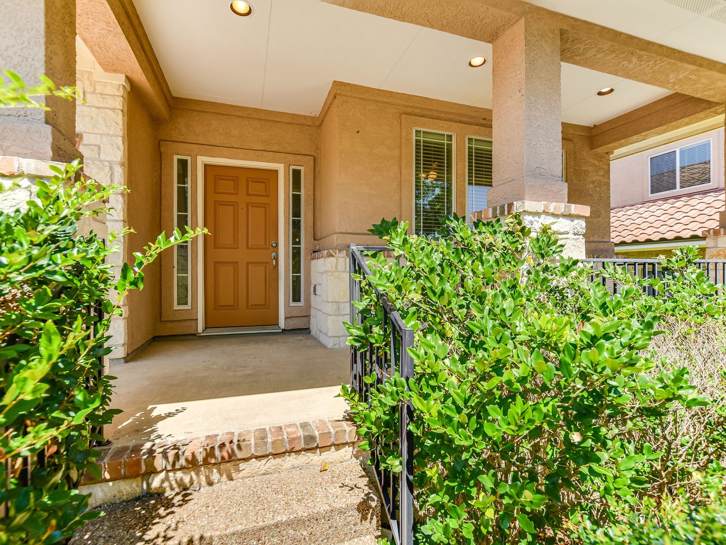 AUSTIN House: 3712 BROADWINGED HAWK CV