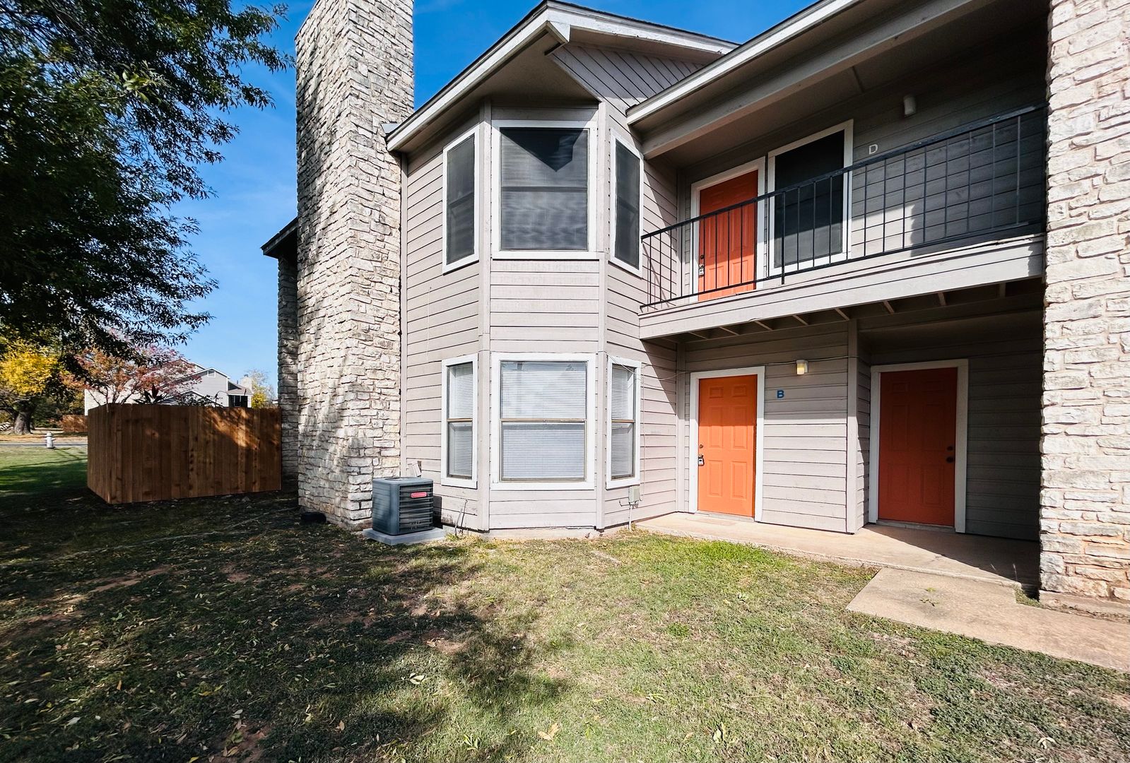 AUSTIN Apartment: 8913 SCHICK RD