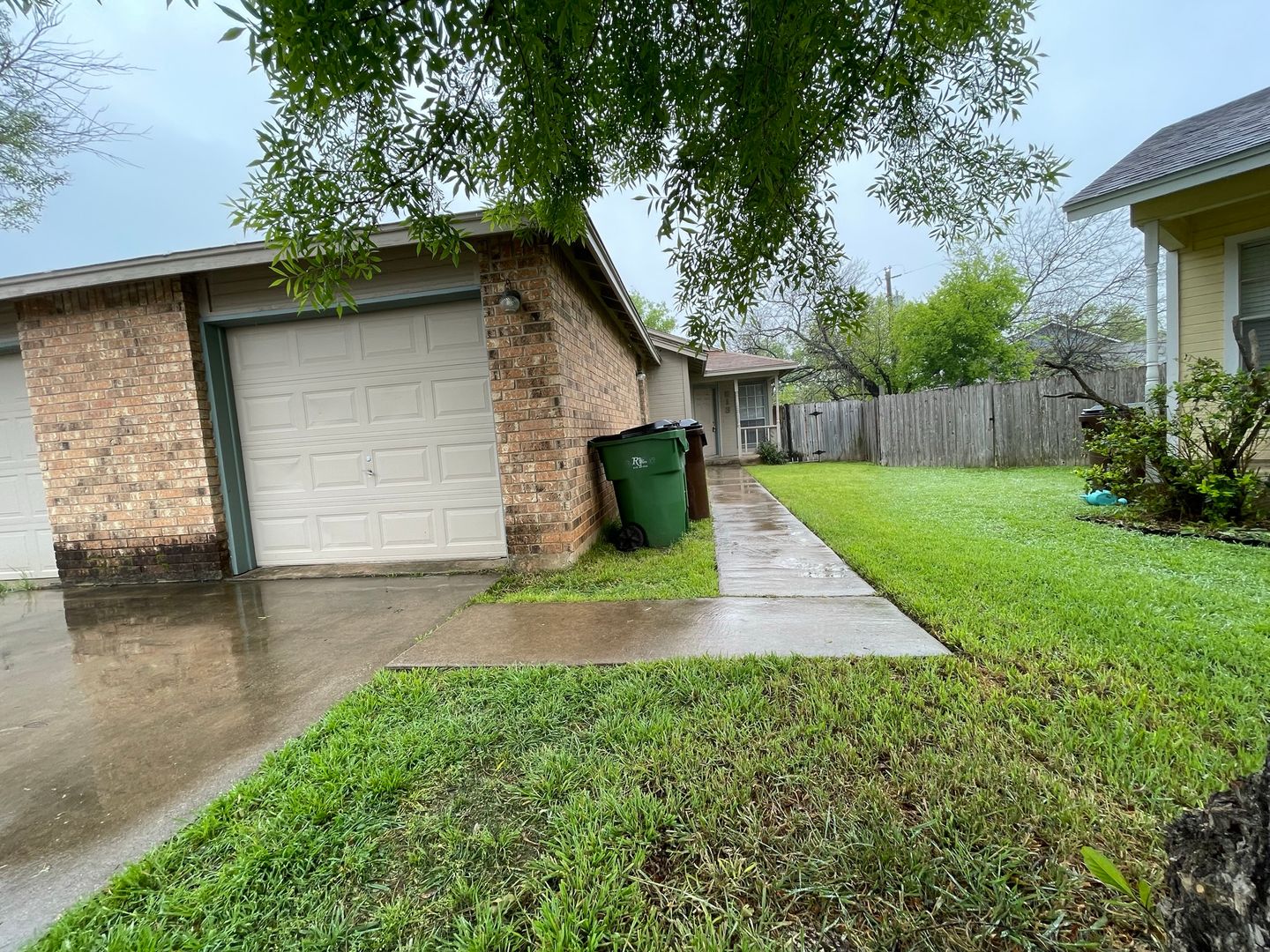 ROUND ROCK Apartment: 513 SIERRA CV