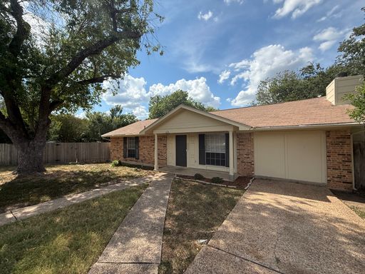 1510 Glen Burnie Dr | 3 Beds 1.5 Bath $1795 – photo 1