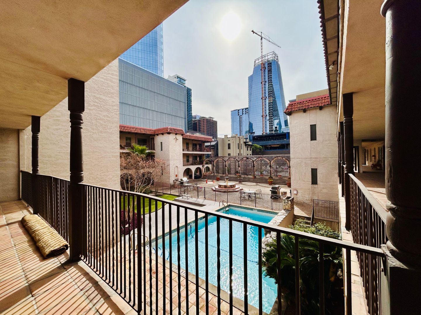 Austin House: 505 West 7th #207