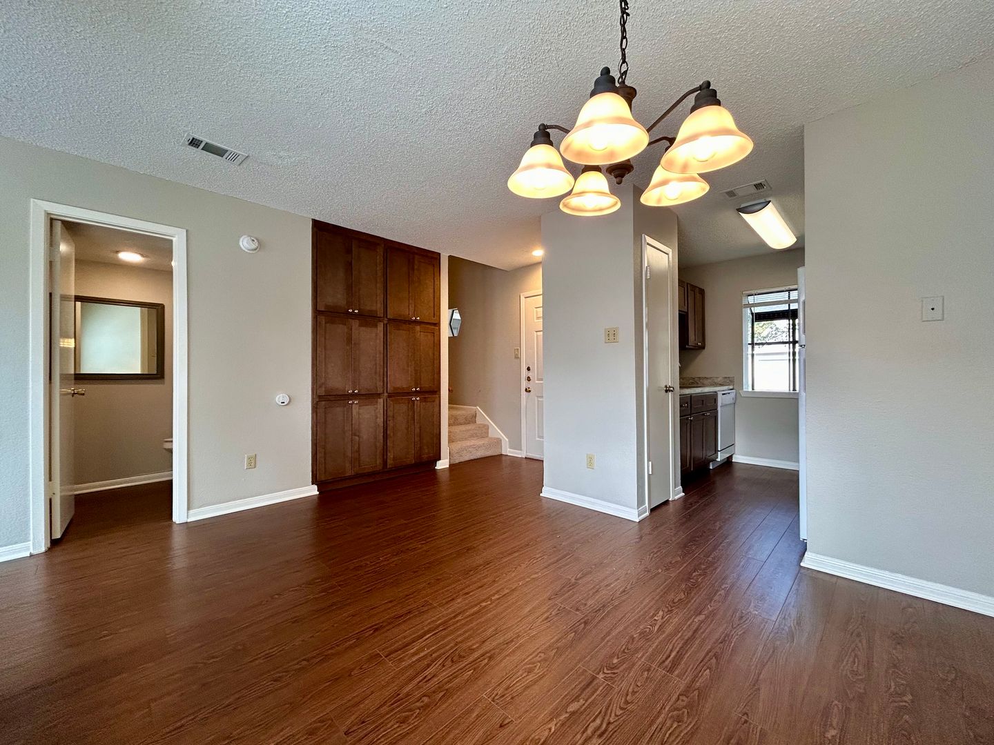 AUSTIN Apartment: 8910 SCHICK RD
