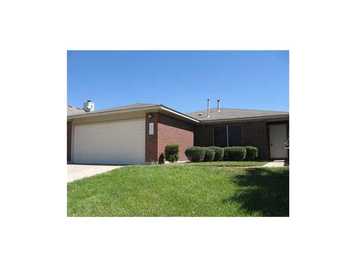 3913 Haley's Way 78664| 3 bed 2 bath 2 Car Garage $1995 – photo 1