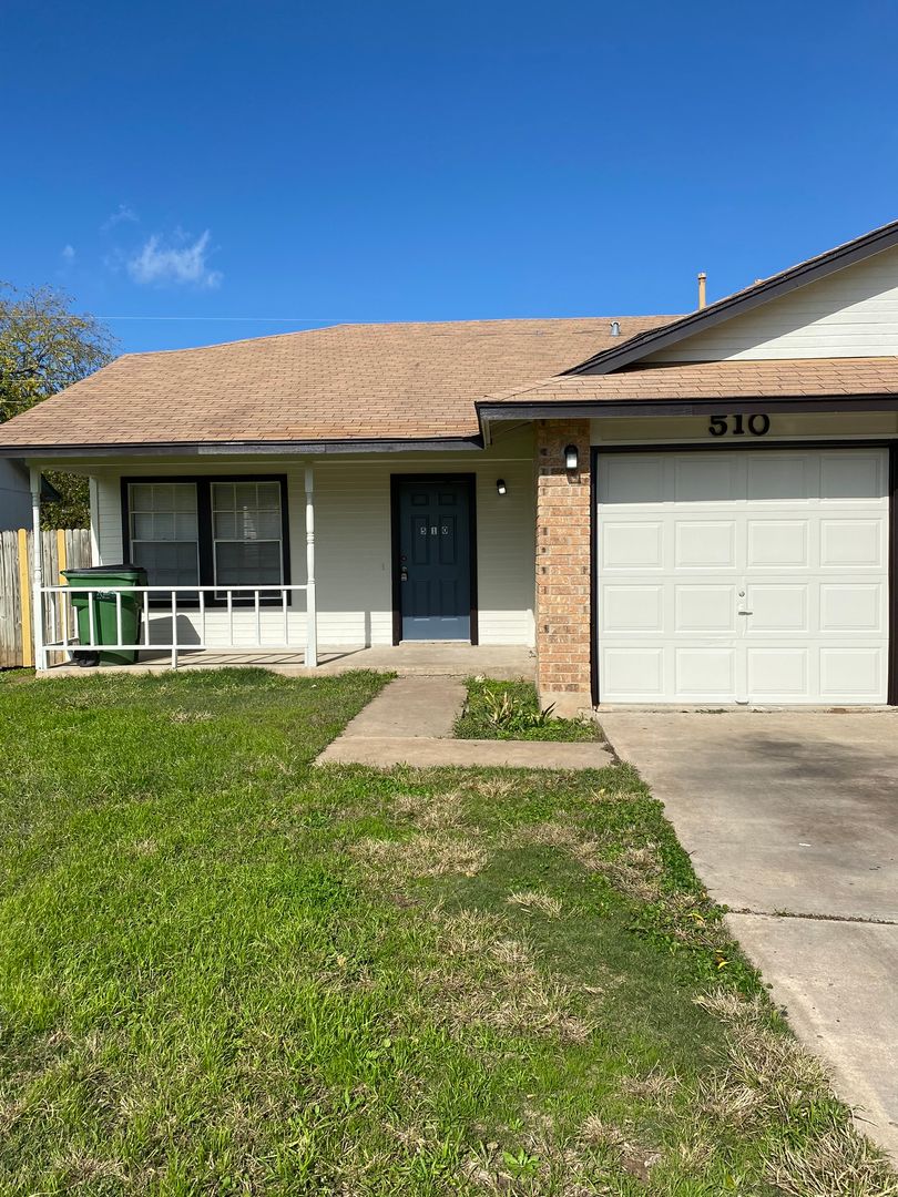 ROUND ROCK Apartment: 510 WILLOWBEND CV