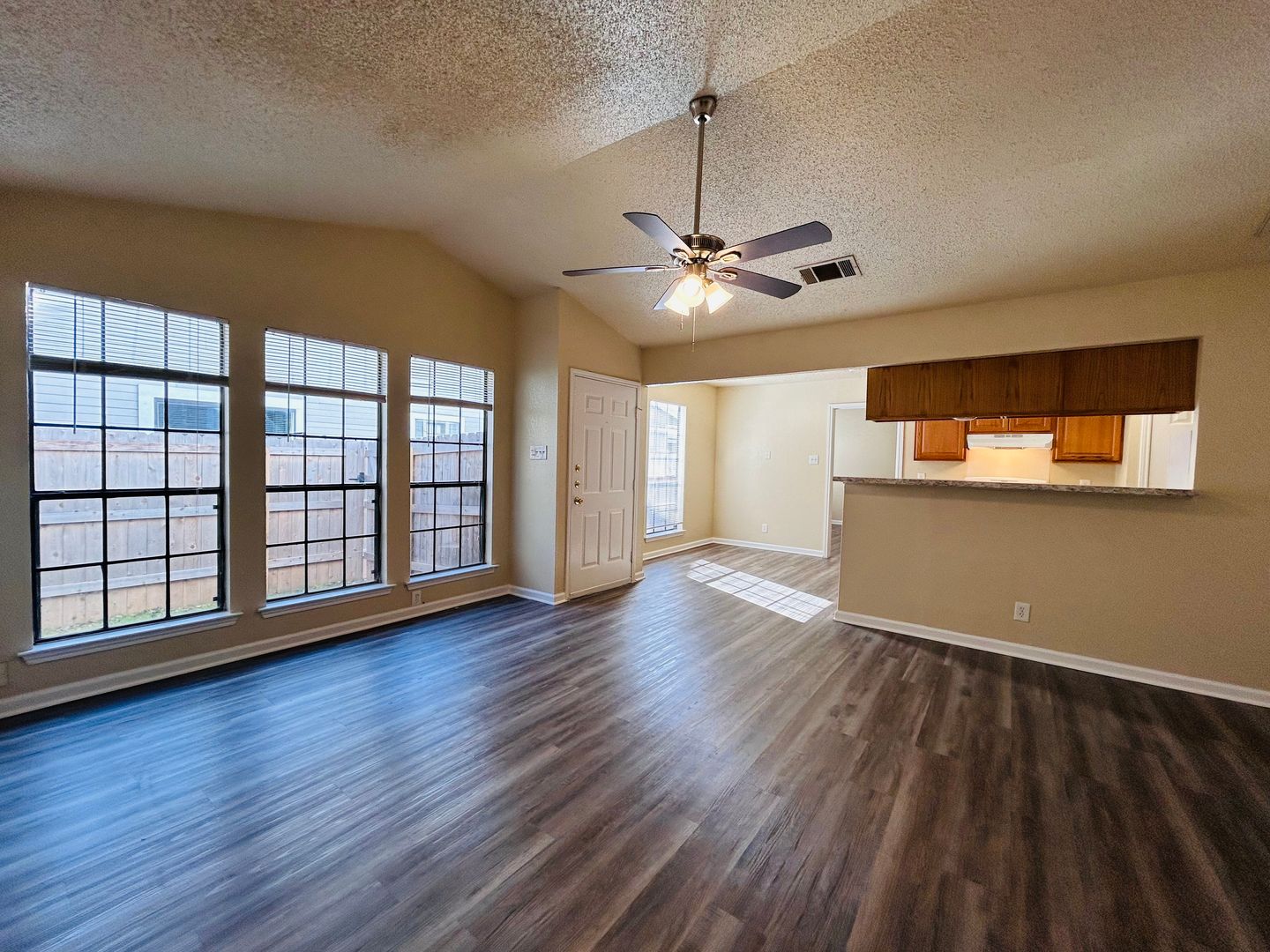 AUSTIN Apartment: 9219 KEMPLER DR