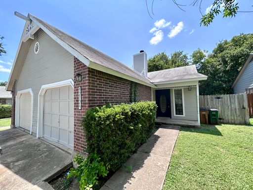 9212 A Kempler Dr 78748 | 2 Bed 2 Bath 1 Car garage | $1550 – photo 1
