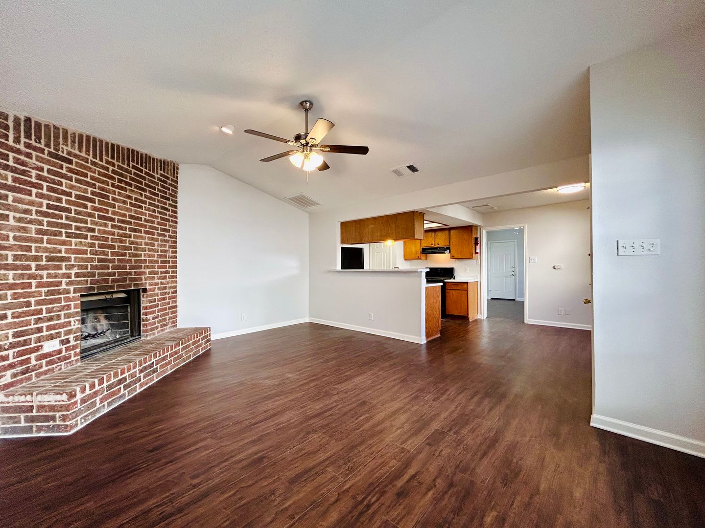 AUSTIN Apartment: 9317 KEMPLER DR