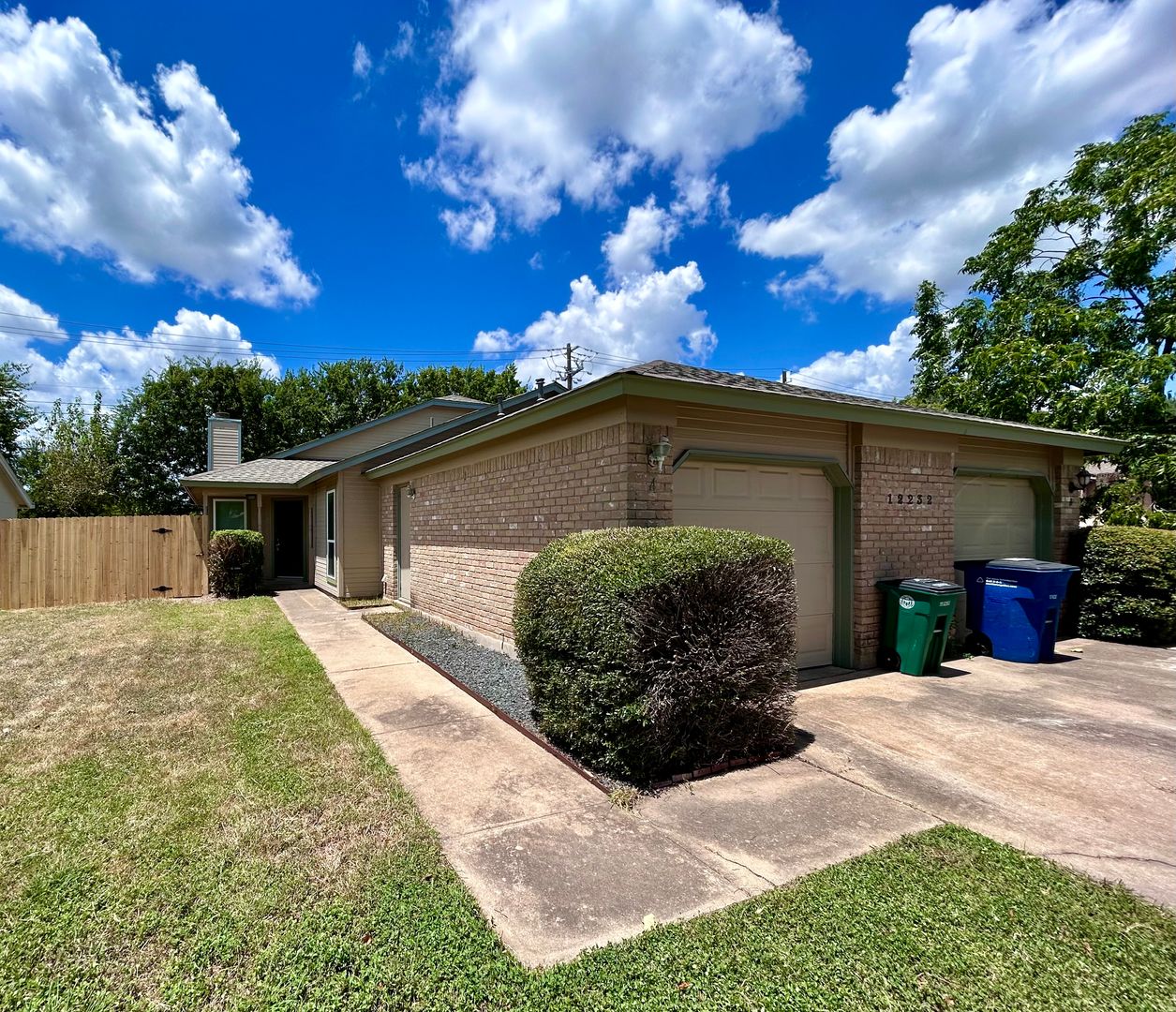 AUSTIN Apartment: 12232 TYSON CV