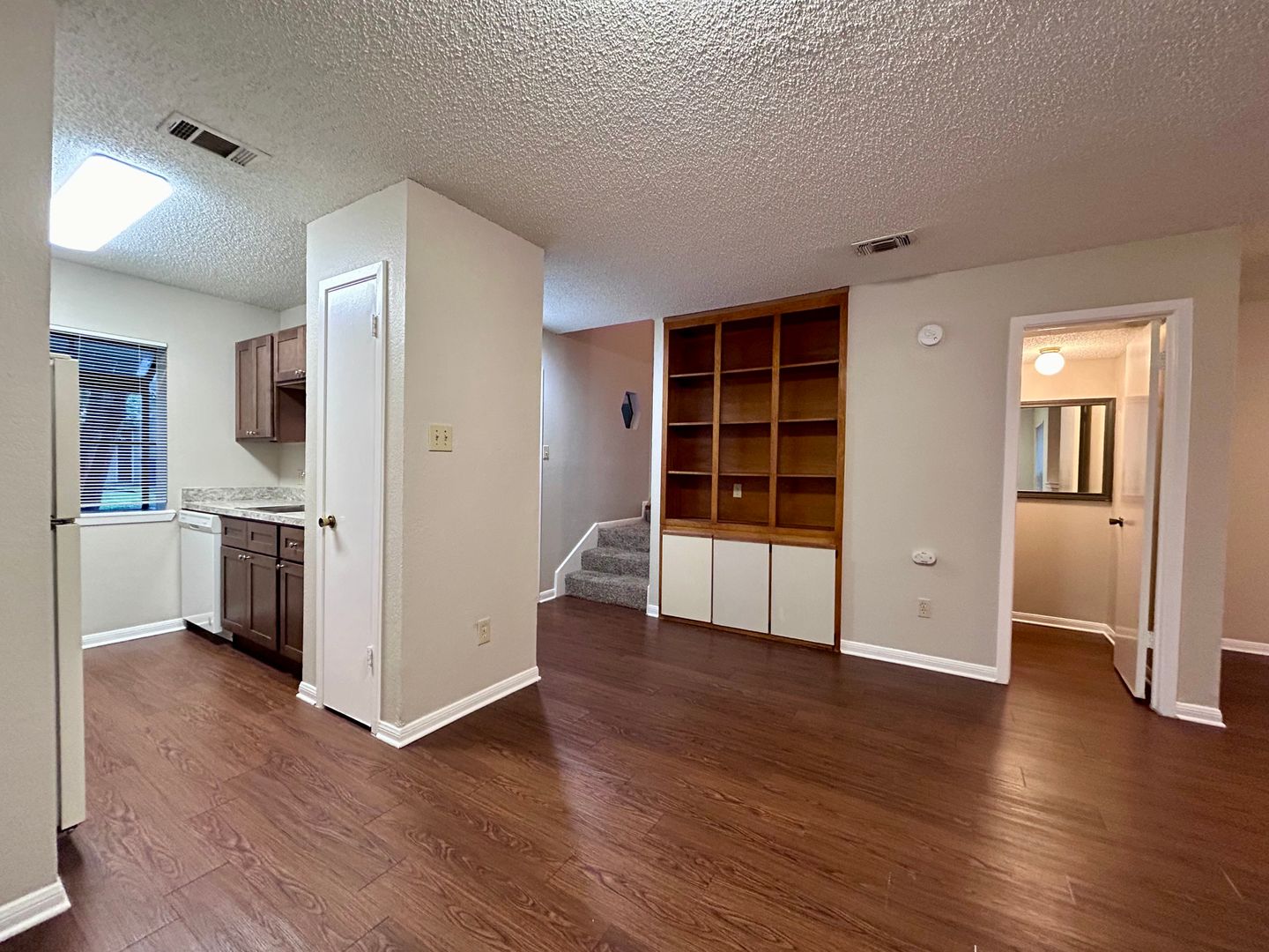 AUSTIN Apartment: 8908 SCHICK RD