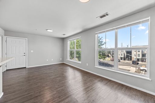 127 N Gateway St, #303, Nampa, ID 83687