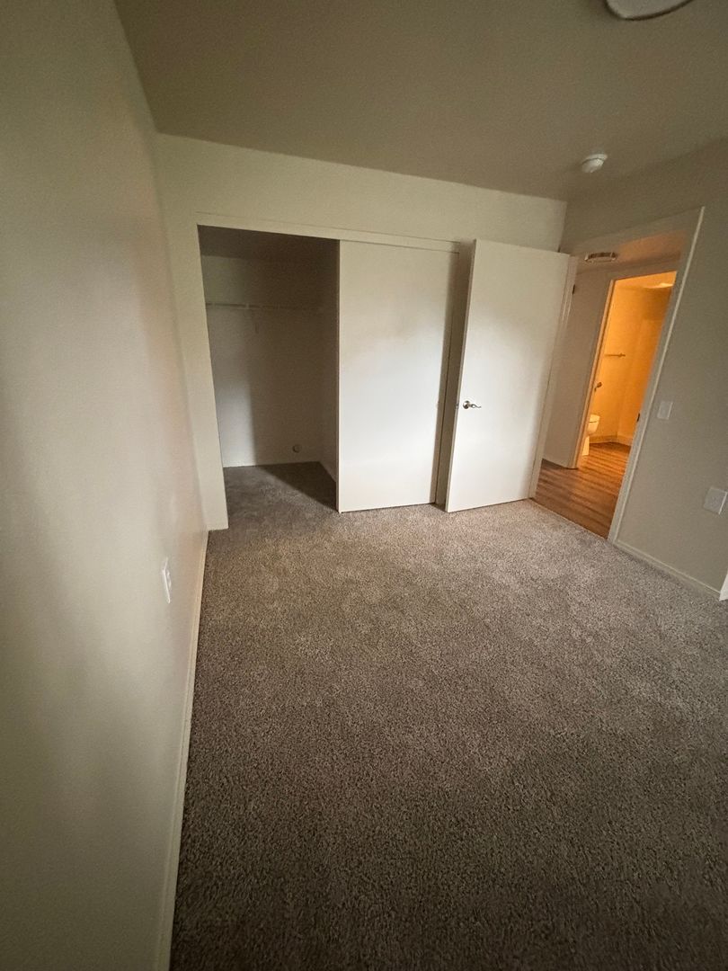 Boise Apartment: 970 N. 29th St. #B05