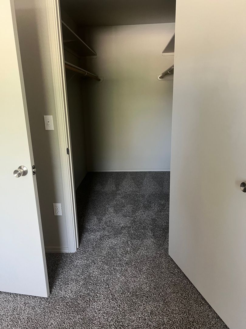 Boise Apartment: 3475 N Five Mile Rd