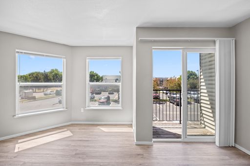 Listing photo thumbnail