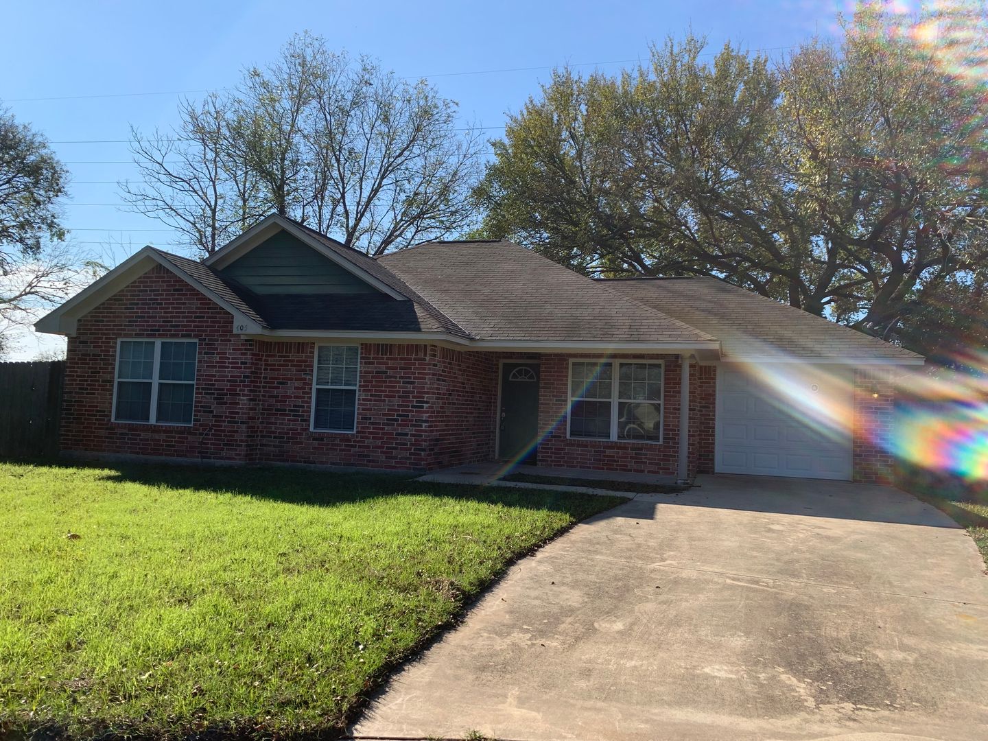 Waco House: 405 Mahon Hollow