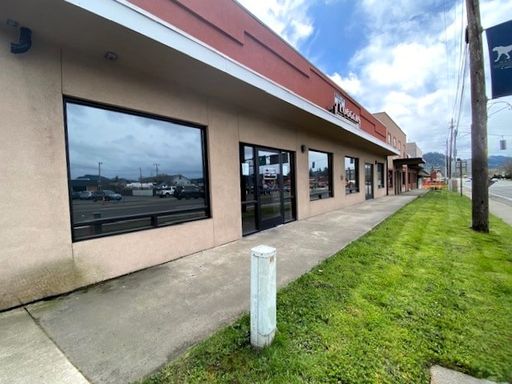 Commercial/Restaurant Space in Winston