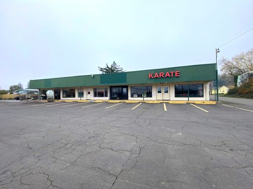 Commercial Space for rent in Sutherlin