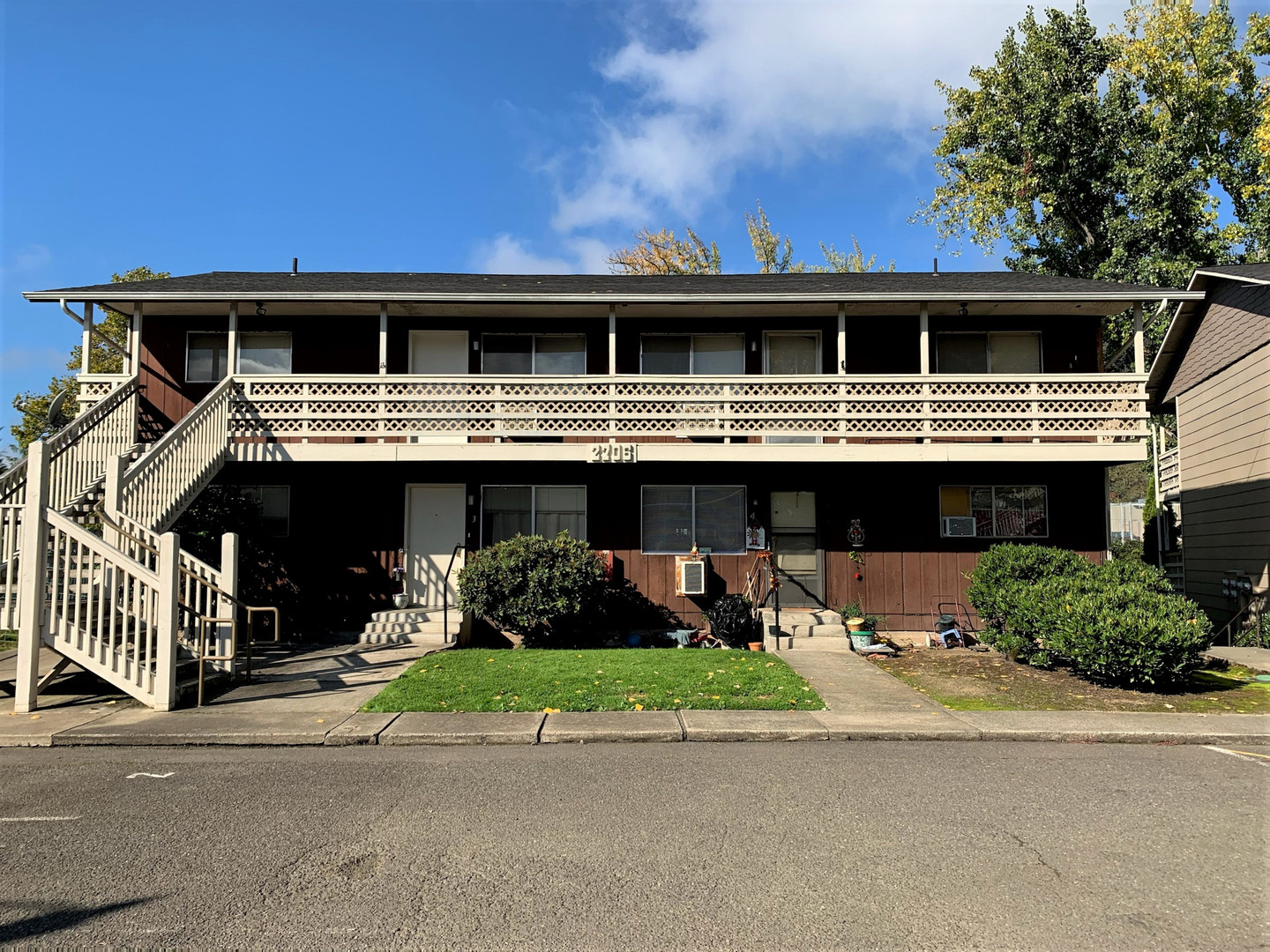 Roseburg Apartment: Garden Hills Apartments