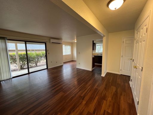 Westside 2 BR Downstairs Apartment!