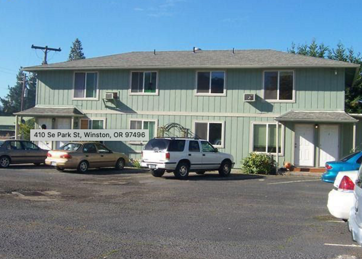 Winston Apartment: 410 SE Park St