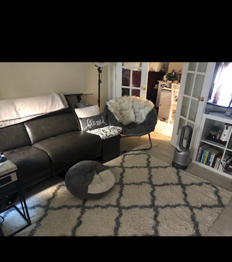 Sherman Oaks Apartment: 13755 Ventura Blvd