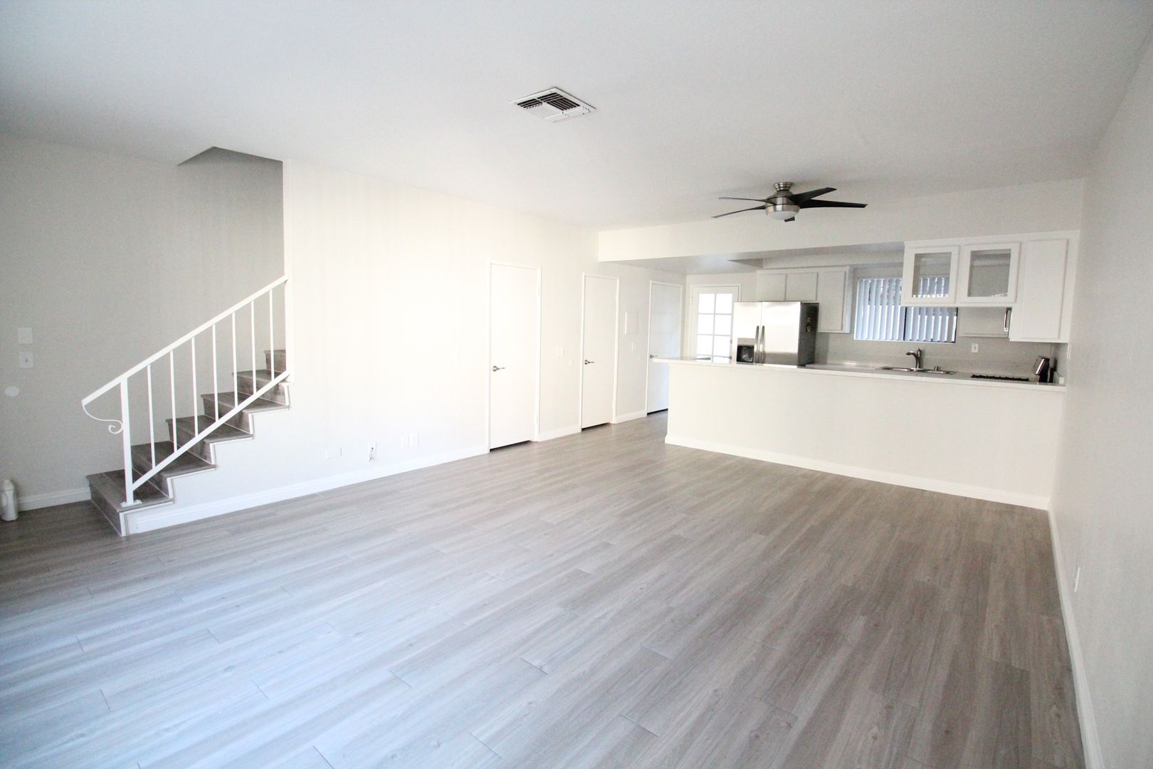 Agoura Hills Apartment: 4940 Lewis Road
