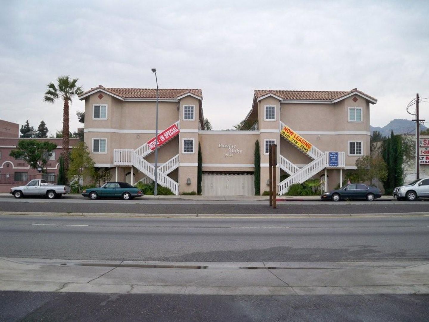 Pacific Oaks Apartments LLC 7 of 12