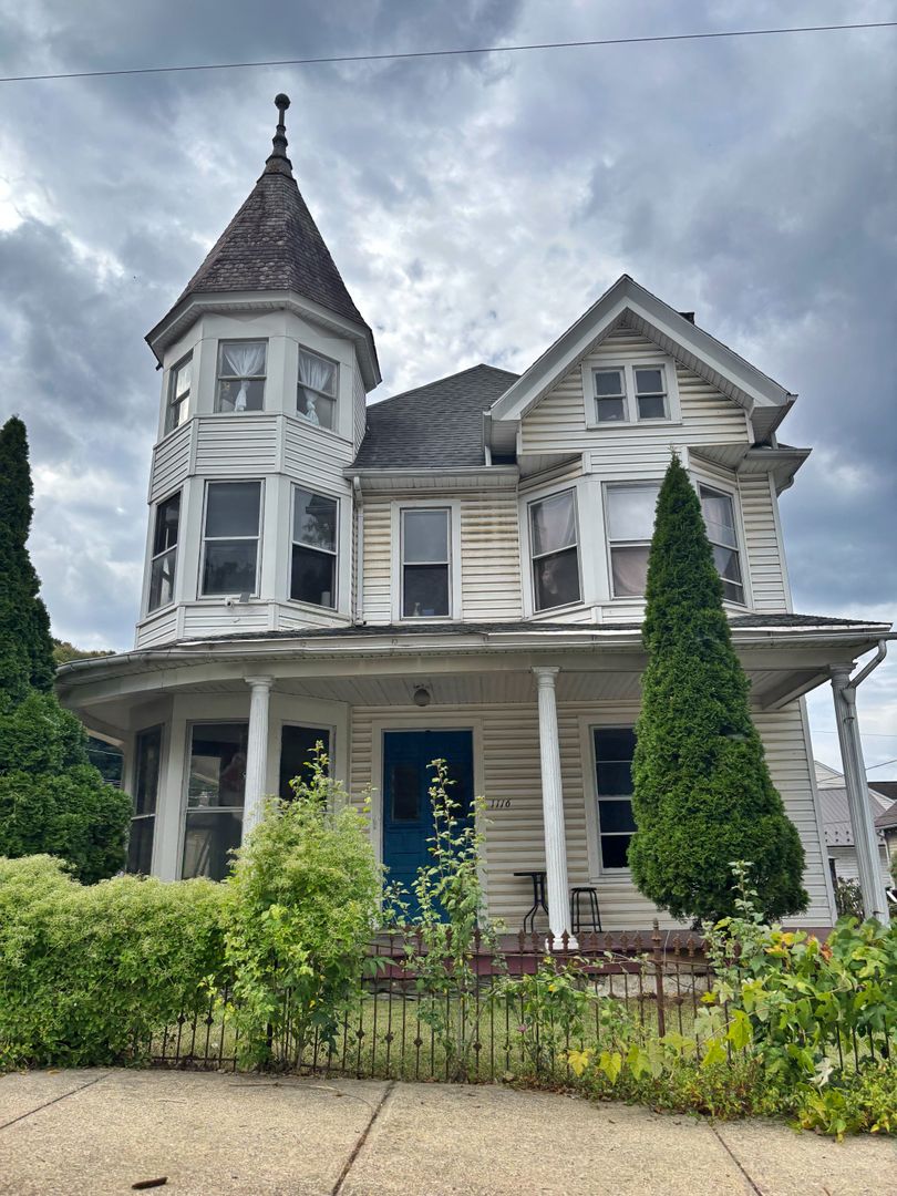 Slatington Apartment: 1116 Main Street