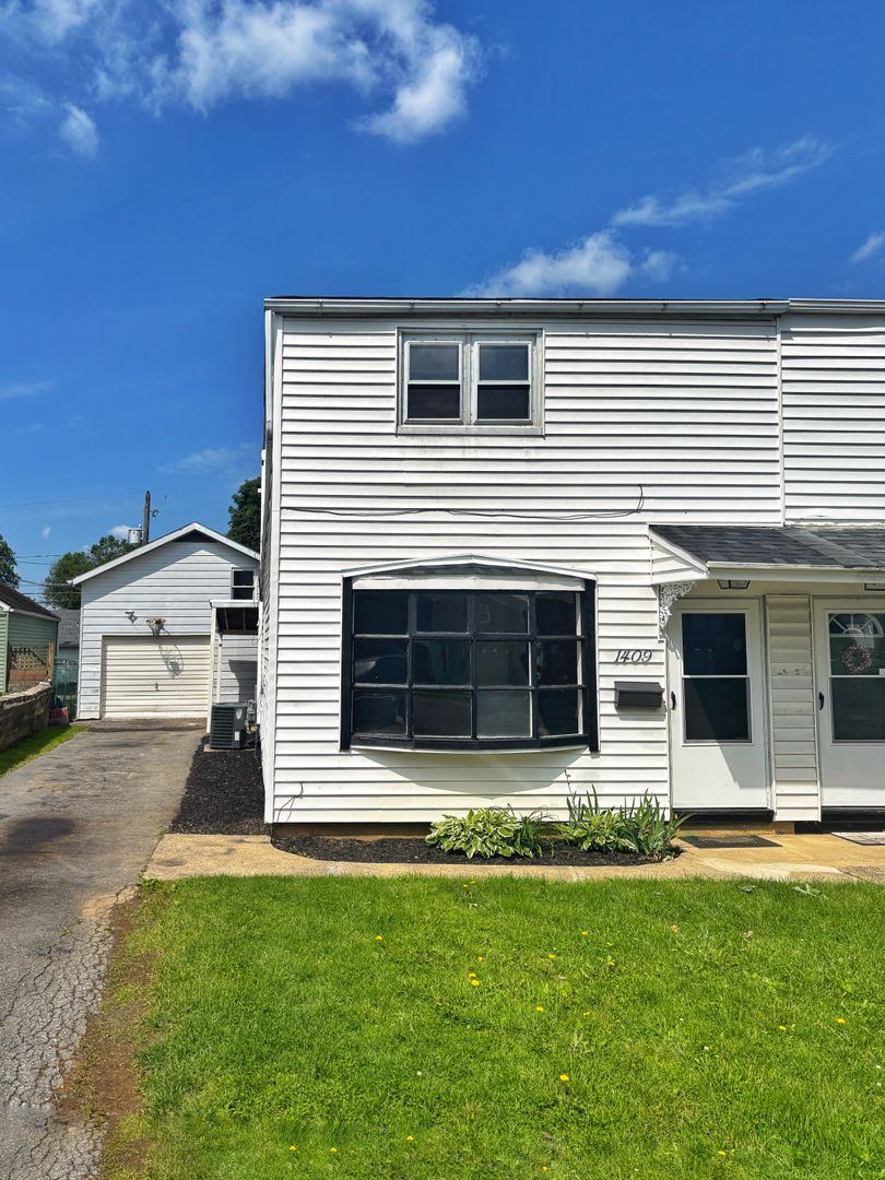 Bethlehem House: 1409 Uelen Court