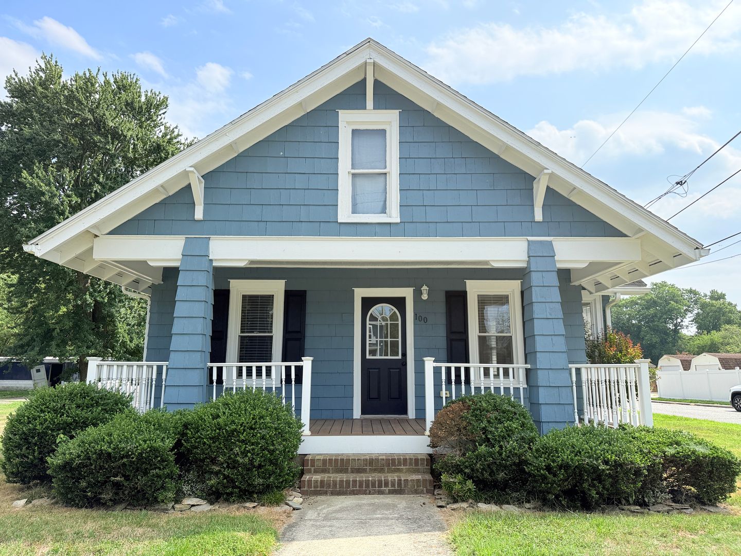 Greenwood House: 100 Governors Ave