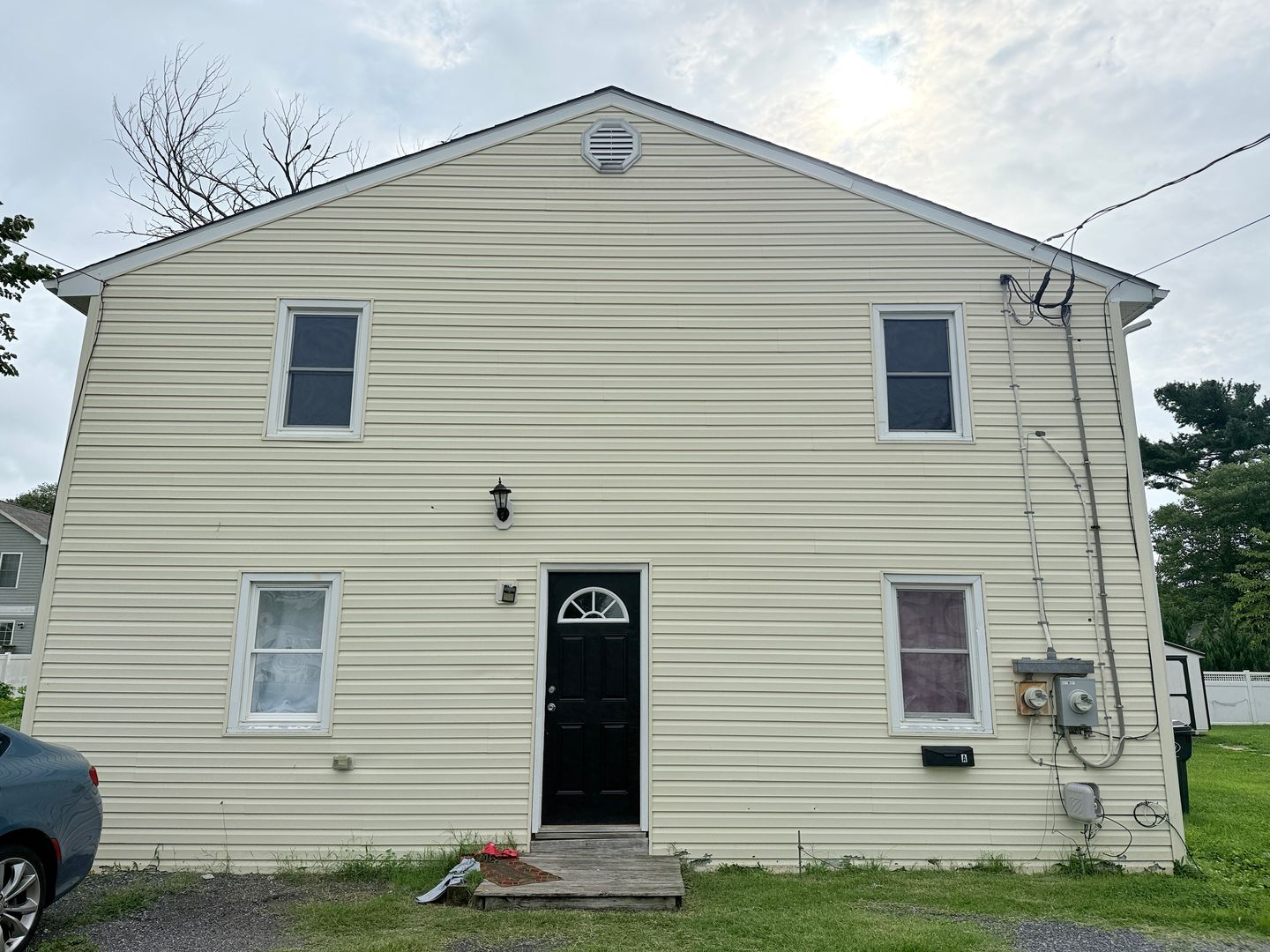 Milford Apartment: 409 Church Street