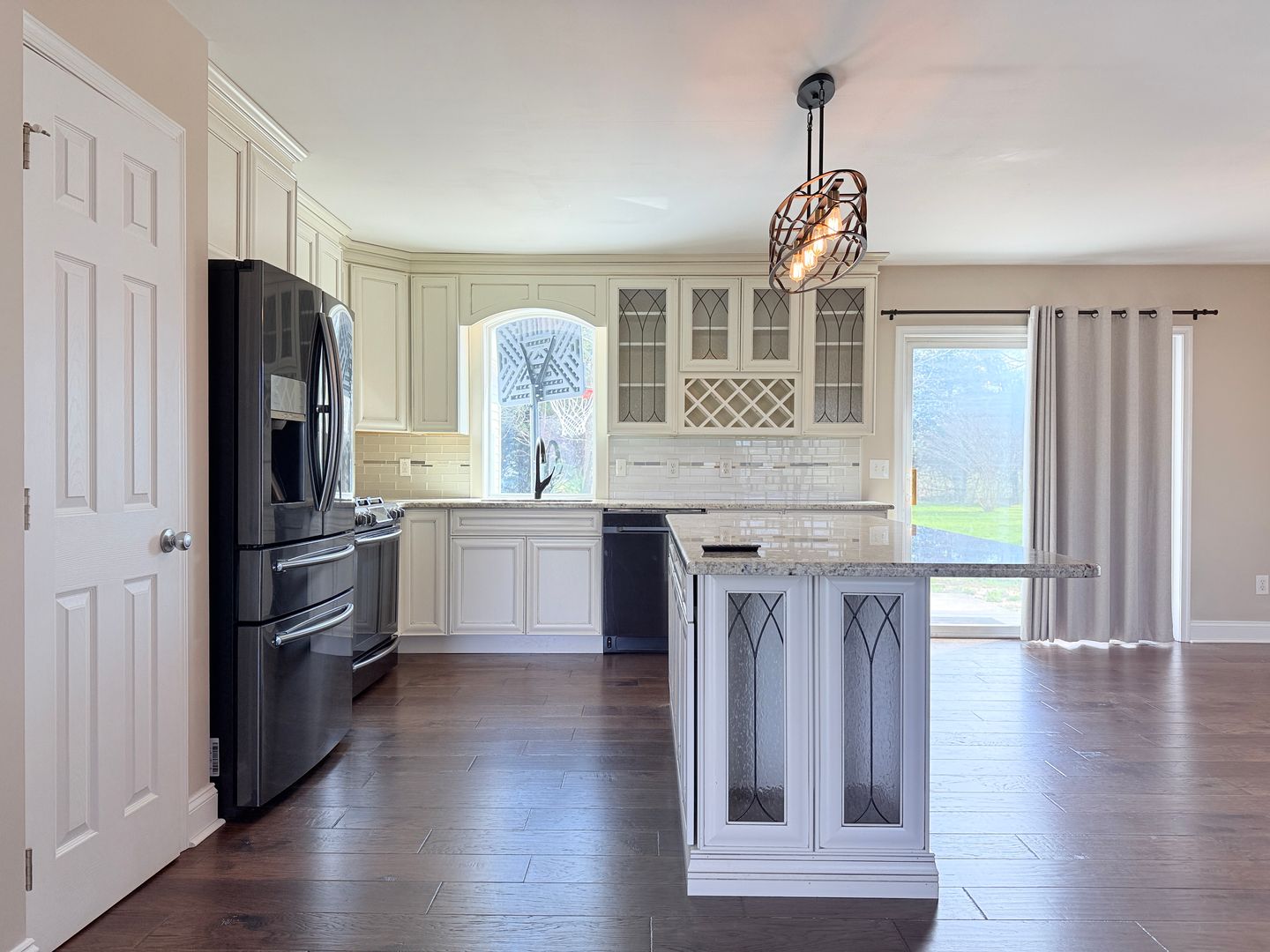 Frederica House: 1092 McGinnis Rd