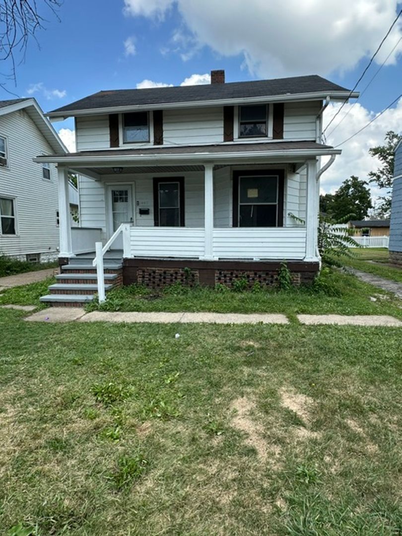 Lorain House: 1007 Brownell Ave