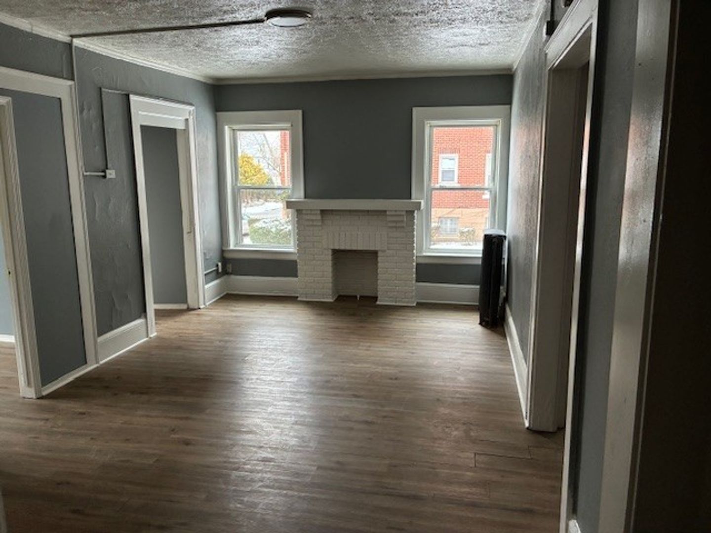 Akron Apartment: 26 E. Tallmadge Ave Unit 213