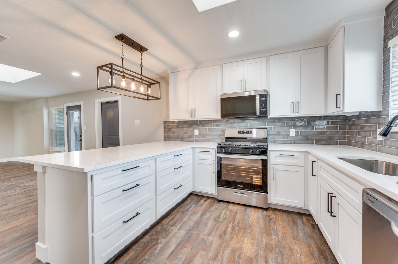 Irving House: 1101 Jeffery Trail