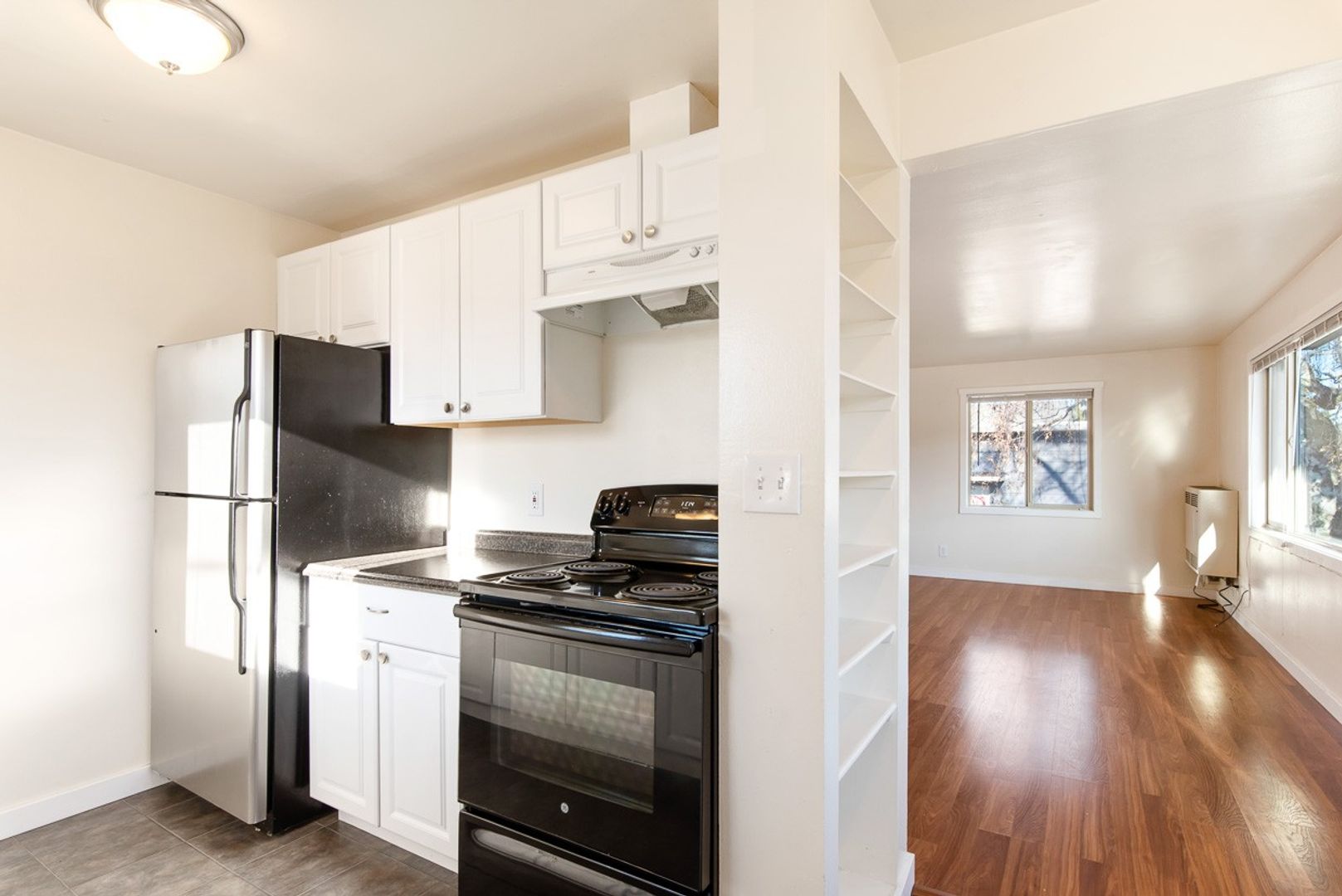 Mount Vernon Apartment: 1107 S. 3rd St.