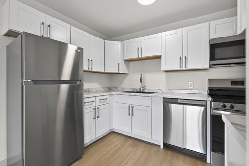 Everything’s New! Fully Renovated 2 Bed / 1.5 Bath Tukwila Townhome – photo 1