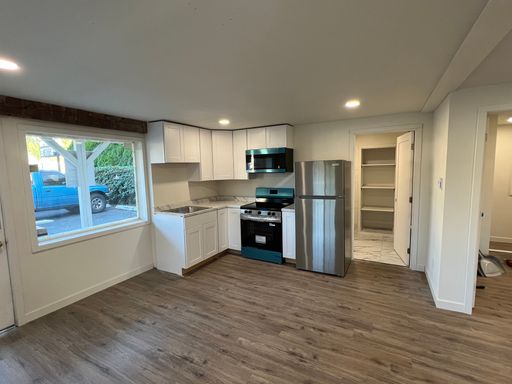 Fully Renovated 1 Bed, 1 Bath Near Downtown Mount Vernon