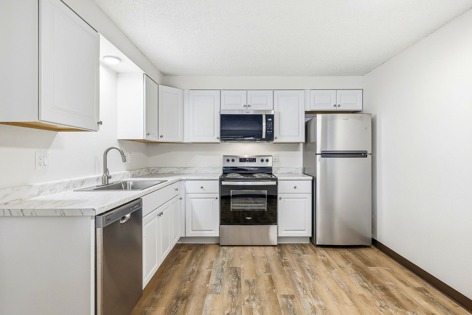 Milton-Freewater Apartment: 513 NE 8th Ave